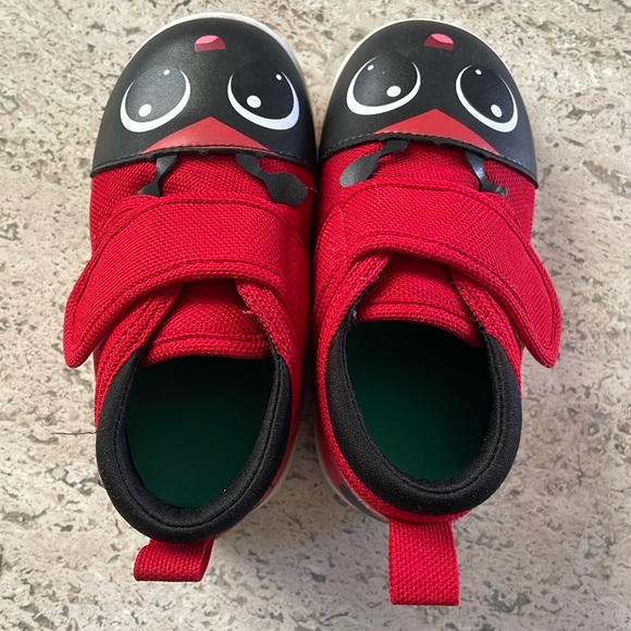 Ikiki ladybug shoes 7 toddler - Picture 4 of 10